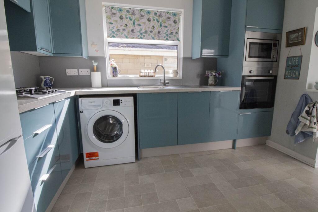 House in Frome, Packsaddle - More