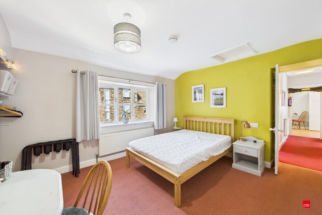 Apartment in Lancaster - More