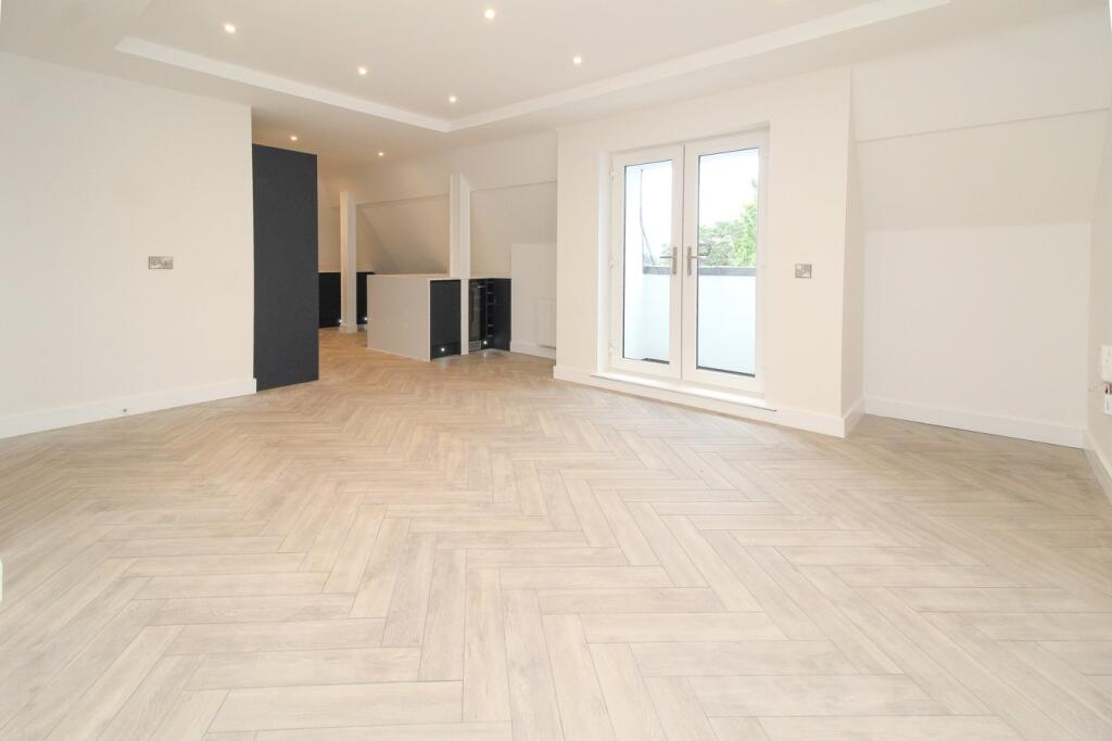 13 Durley Road South, Bournemouth, BH2 photo 4