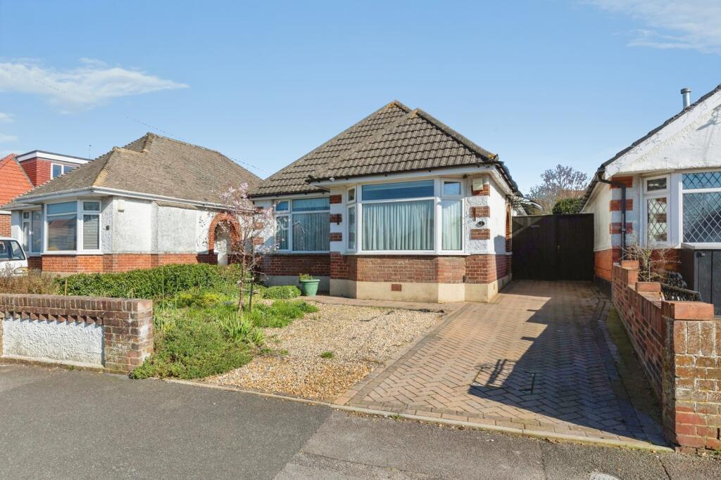 Main image of property: Kingsbere Road, Oakdale, Poole, Dorset, BH15