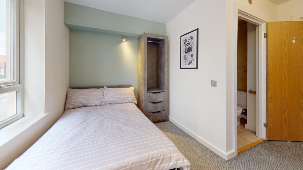House in Loughborough, Shelthorpe - View 4