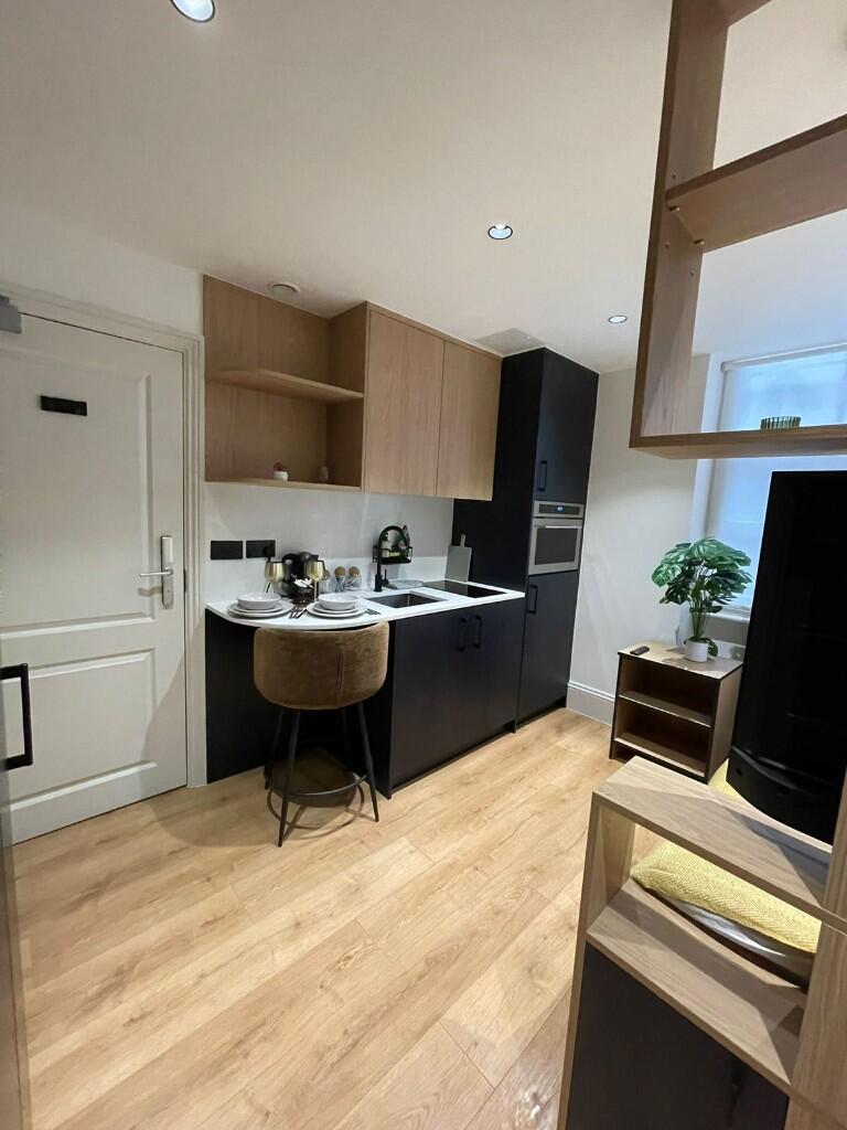 Studio flat for rent
