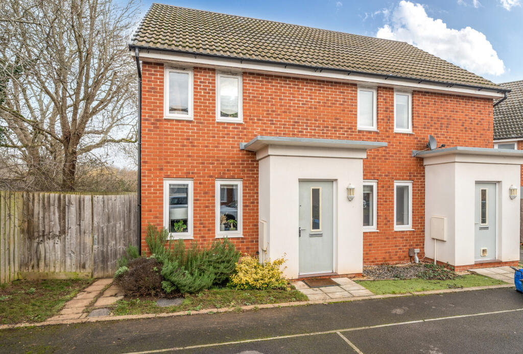 Main image of property: Woodward Road, Fishponds, Bristol, Bristol City, BS16