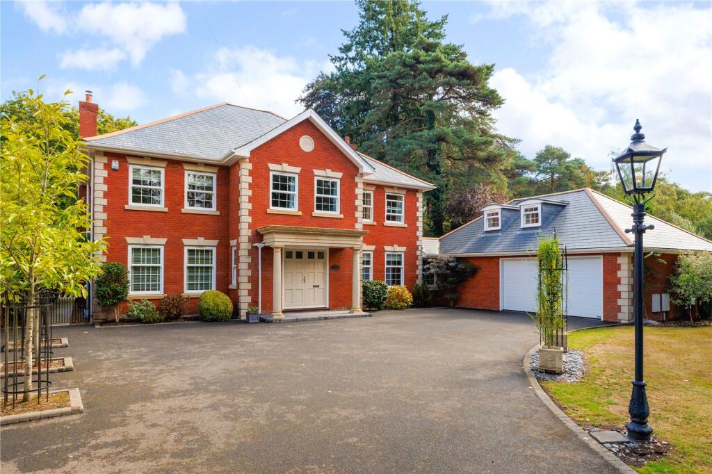 Main image of property: Upper Golf Links Road, Broadstone, Dorset, BH18