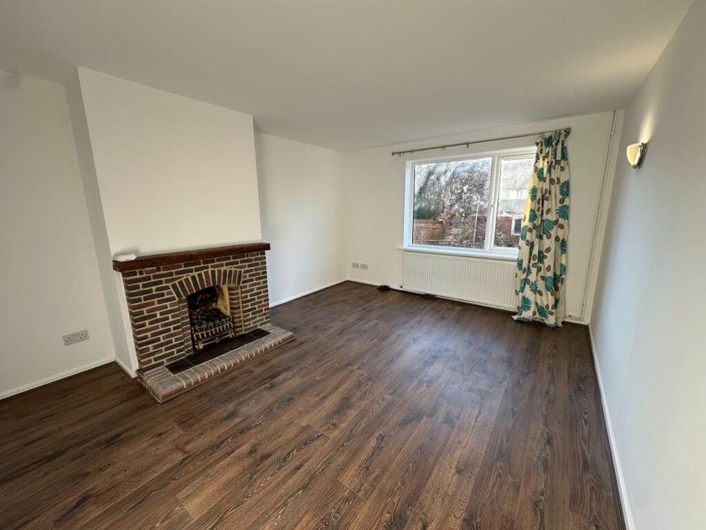 West Hampden Park, Eastbourne, East Sussex, BN22 photo 2