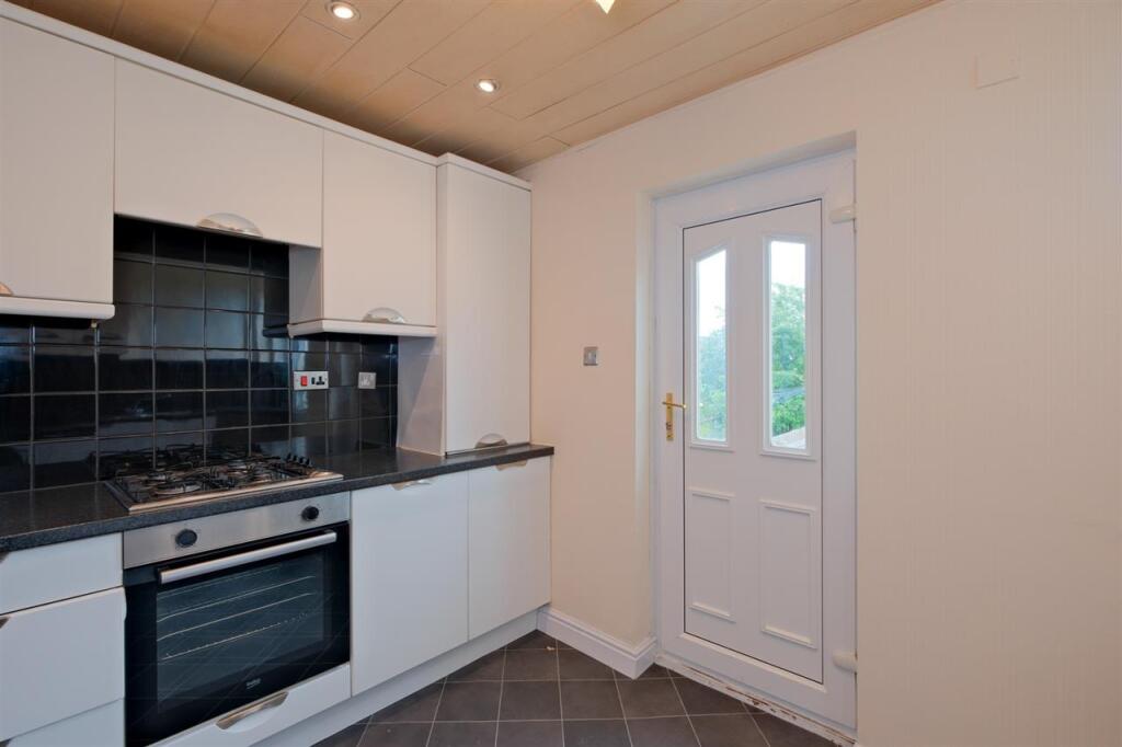 House in Glasgow, South Lanarkshire - More