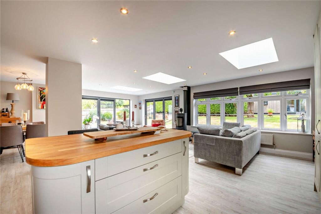 House in Basingstoke and Deane, Ashford Hill with Headley - View 5