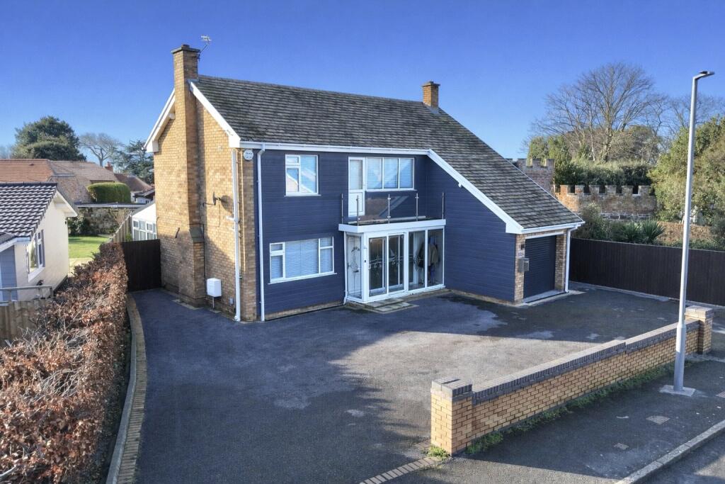 Main image of property: Macdona Drive, West Kirby, Wirral, Merseyside, CH48