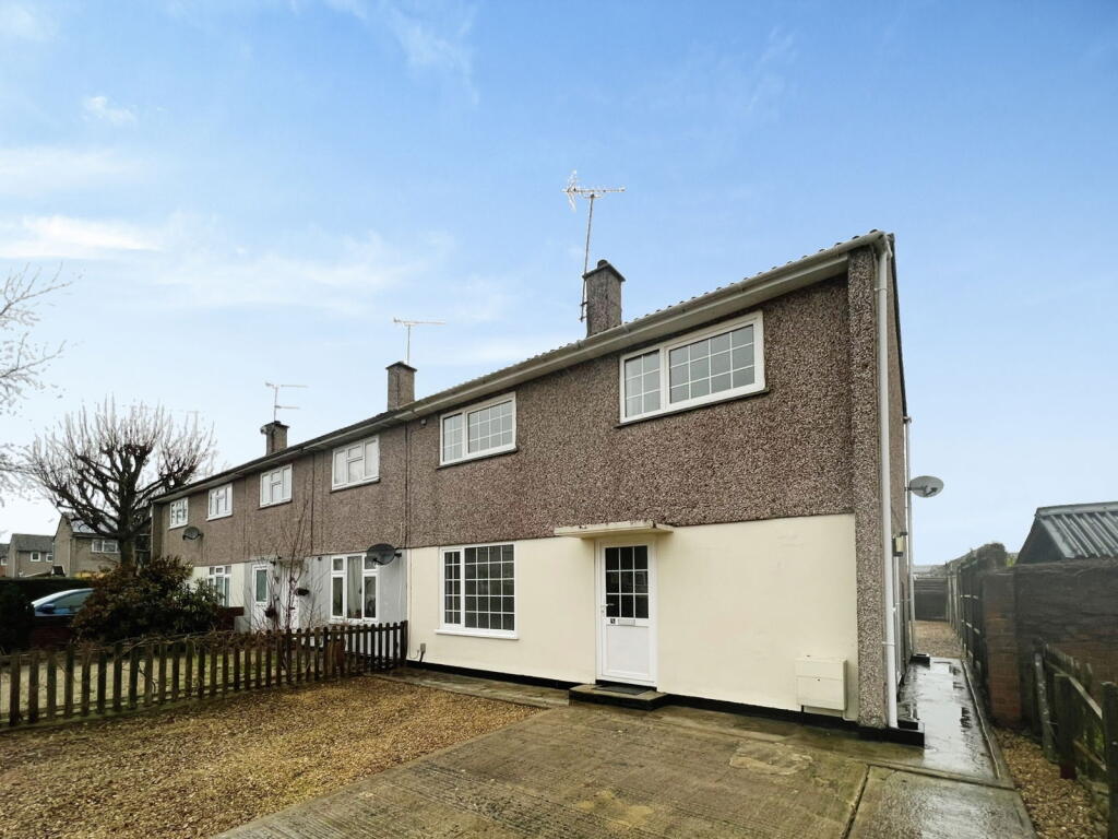 Main image of property: Pakenham Road, Swindon, SN3 2AQ