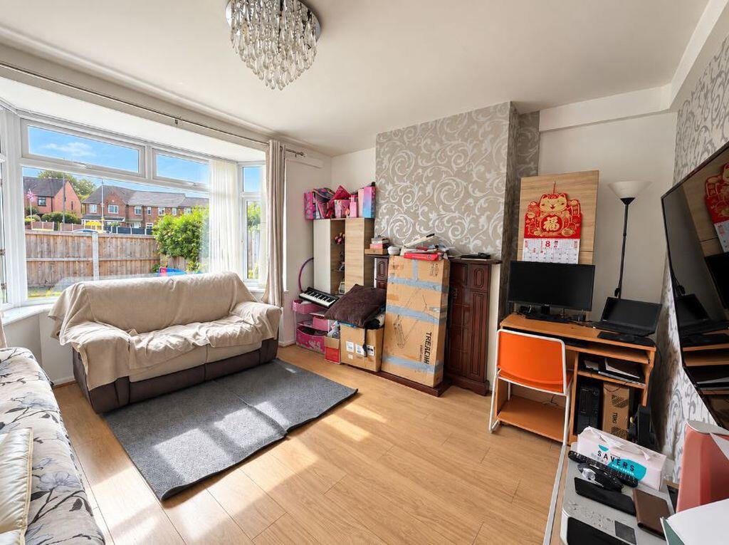 House in Stoke-on-Trent - View 3