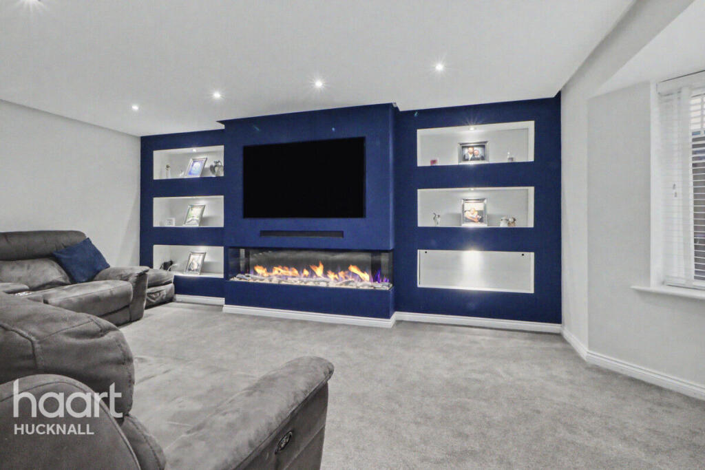 House in Ashfield, Hucknall - View 2