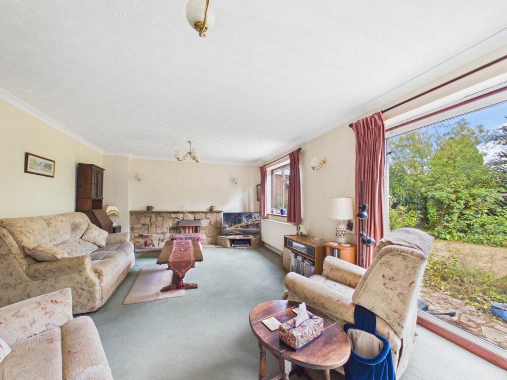 House in Redhill - View 5