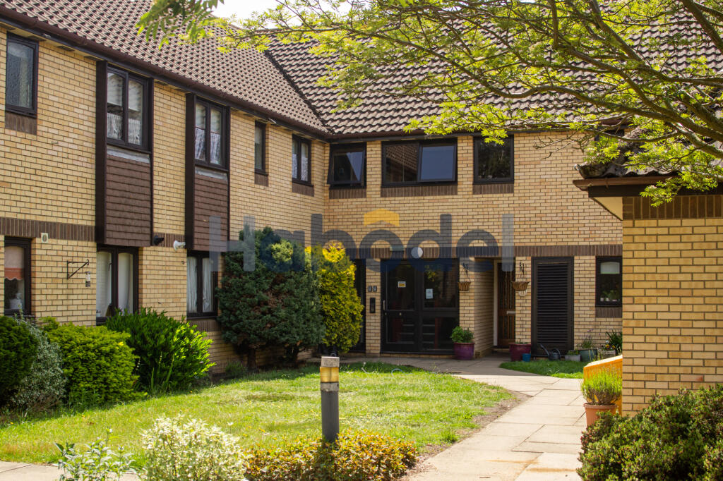 Main image of property: 9 The Paddocks, Martlesham Heath, Ipswich, IP5 3UH