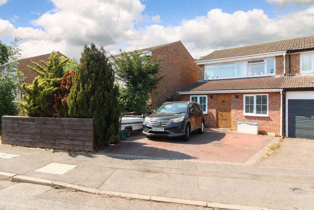 Main image of property: Kipling Grove, Hemel Hempstead