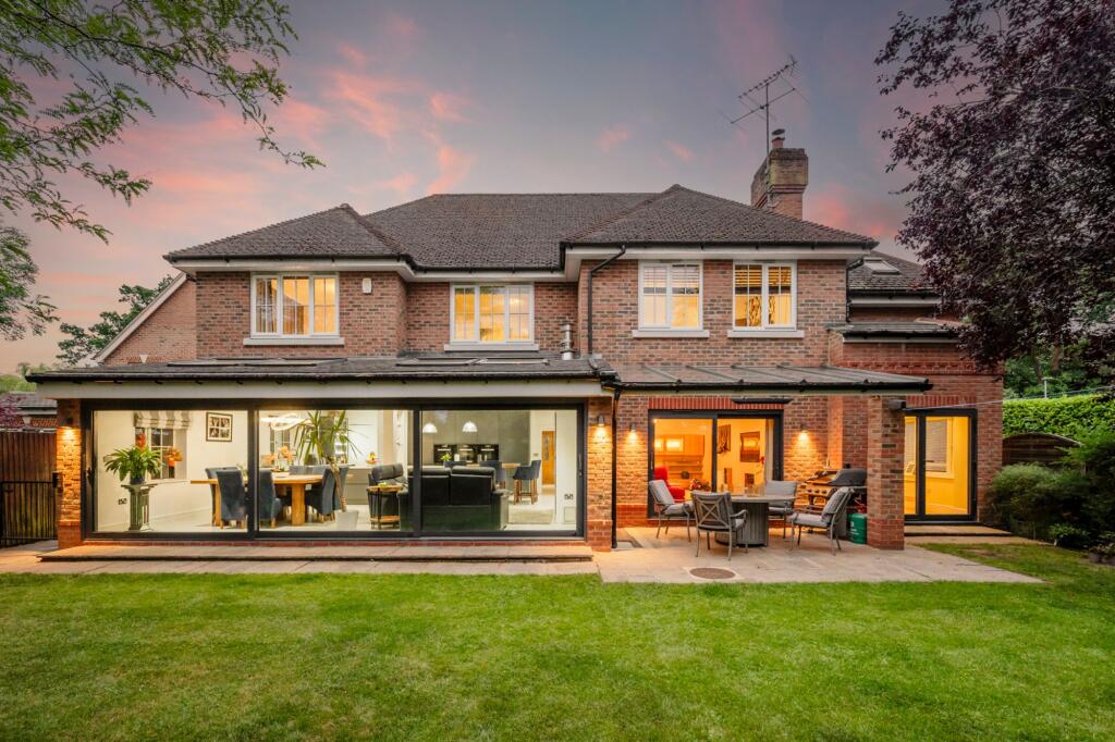 Main image of property: Chestnut Avenue, Wokingham, RG41