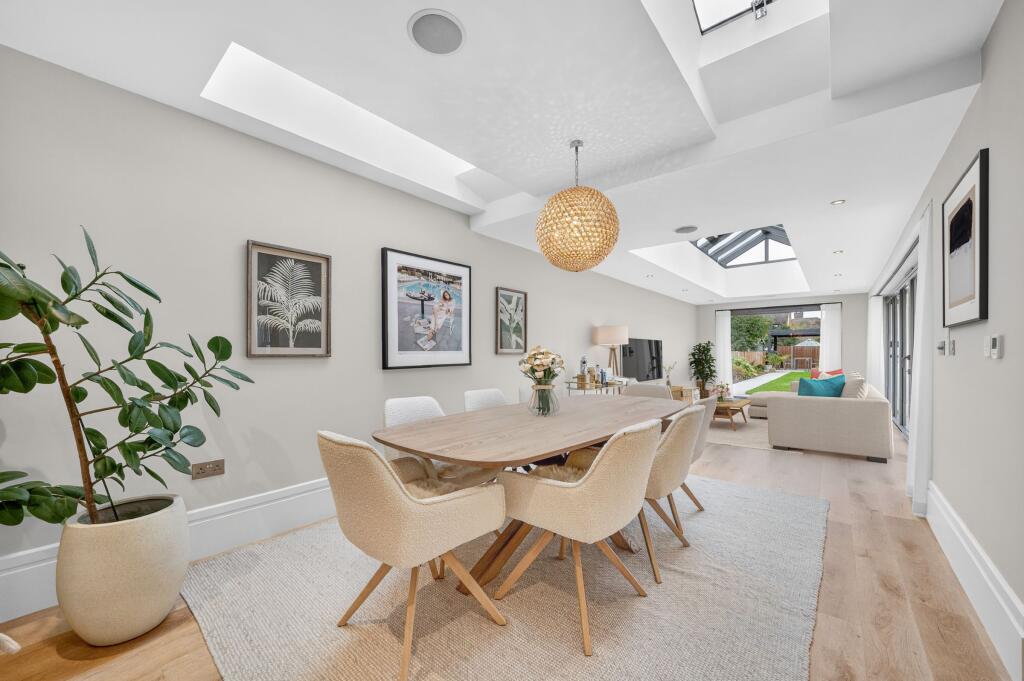 Main image of property: Parkway, Gidea Park