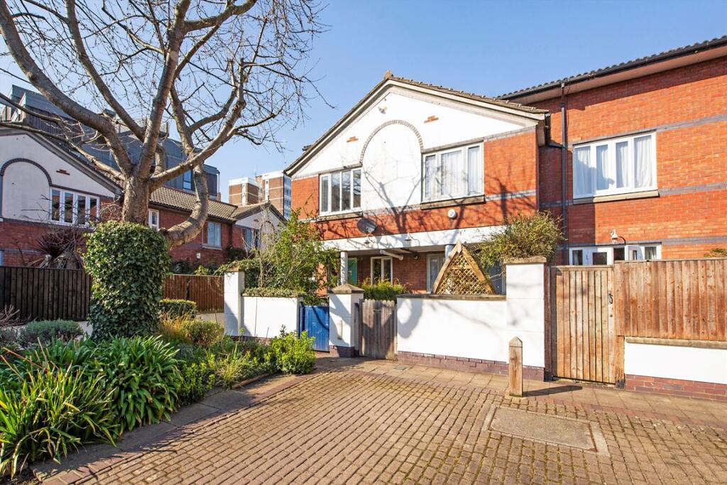 Main image of property: Gloucester Square, Broadway Market