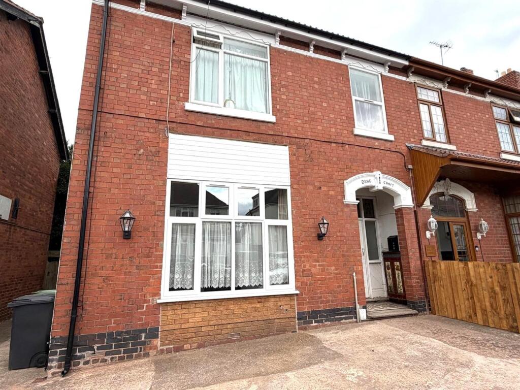 Main image of property: Lyndhurst Road Wolverhampton, WV3 0AA