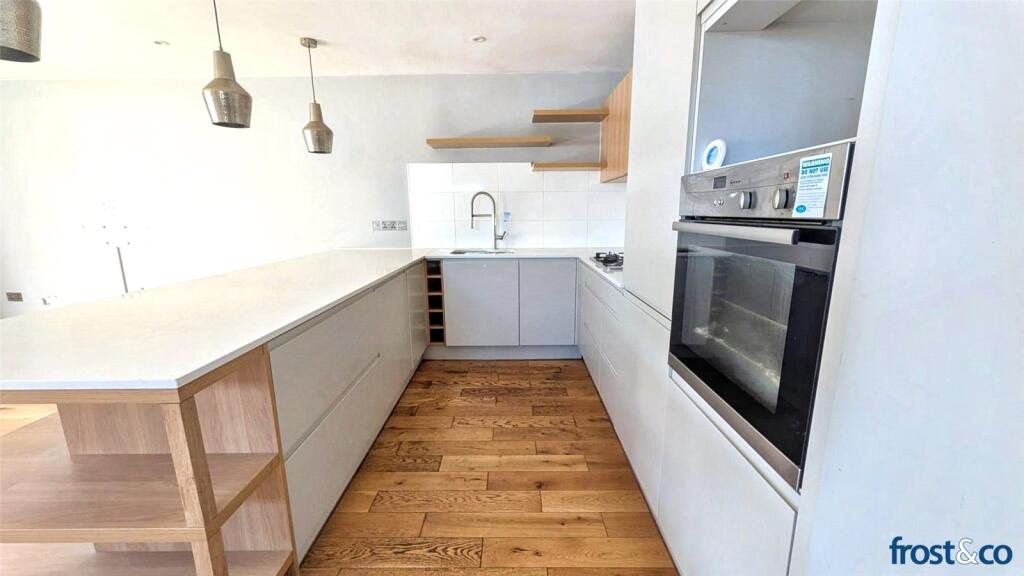 House in Poole, Upper Parkstone - View 3