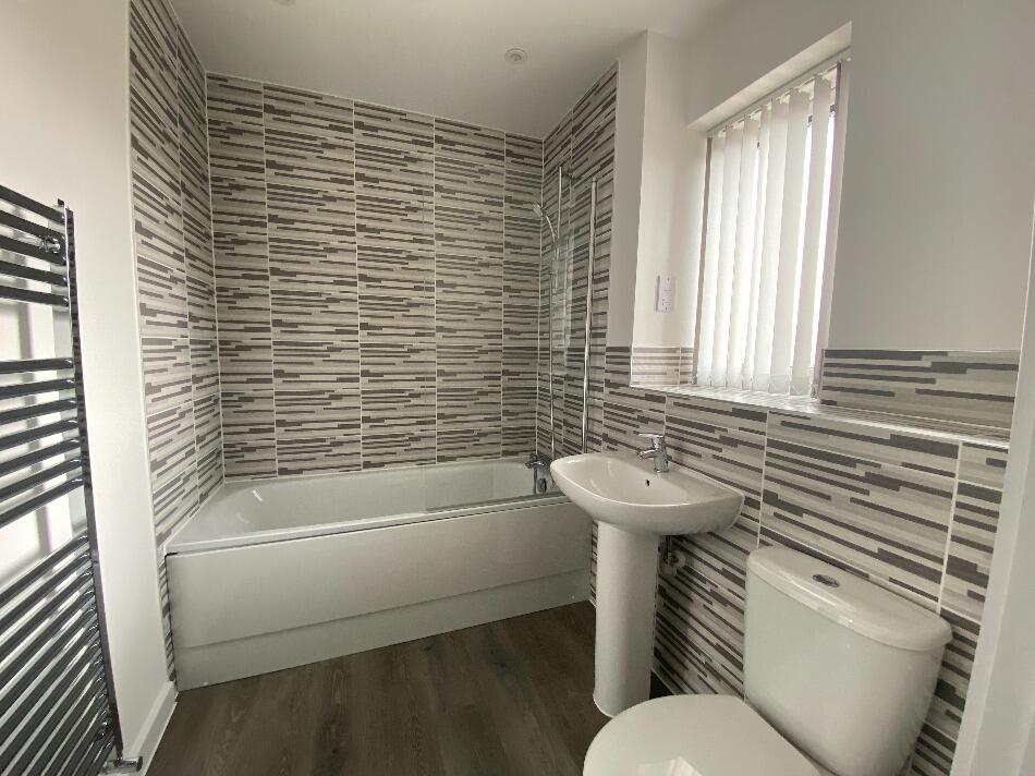 Apartment in East Hertfordshire, Maltings Place, Thorley - View 5