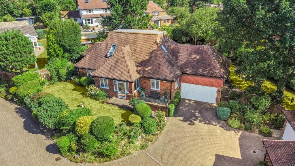 House in Kingston upon Thames