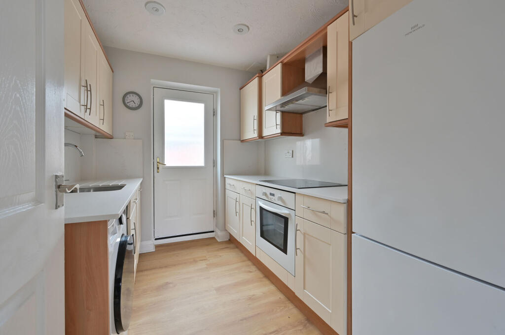 House in Watford - View 5