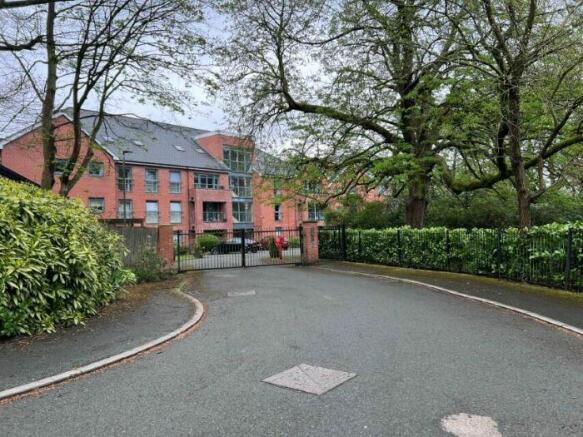 49 Merryfield Grange, Bolton, BL1 5GS