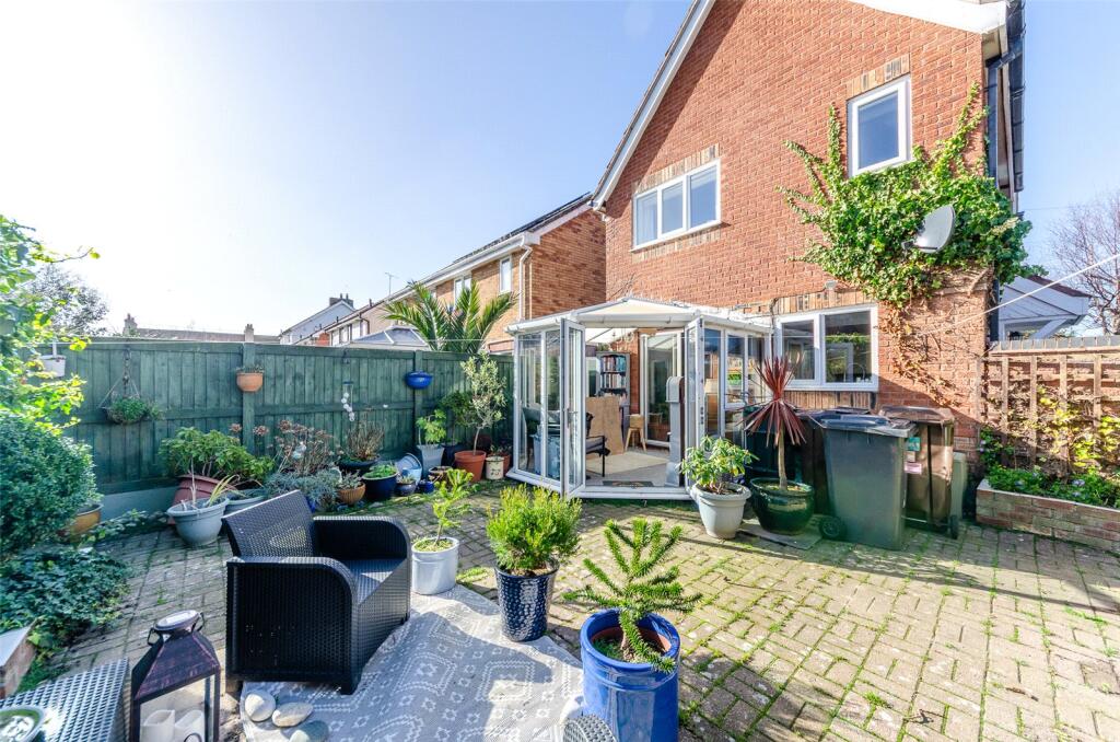 Riviere Avenue, Llandudno, Conwy, LL30 photo 4