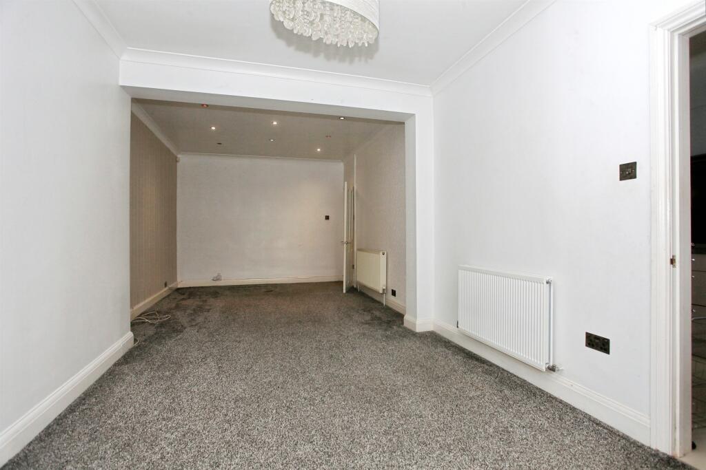 House in Peterborough - View 5