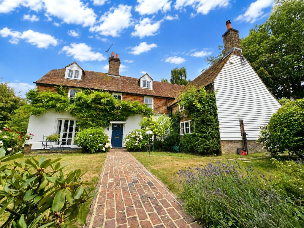 House in Tonbridge - More