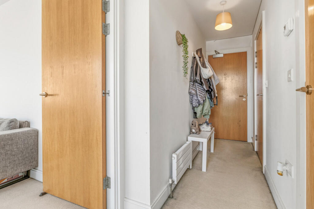 Apartment in Liverpool, Waterfront, Vauxhall - More