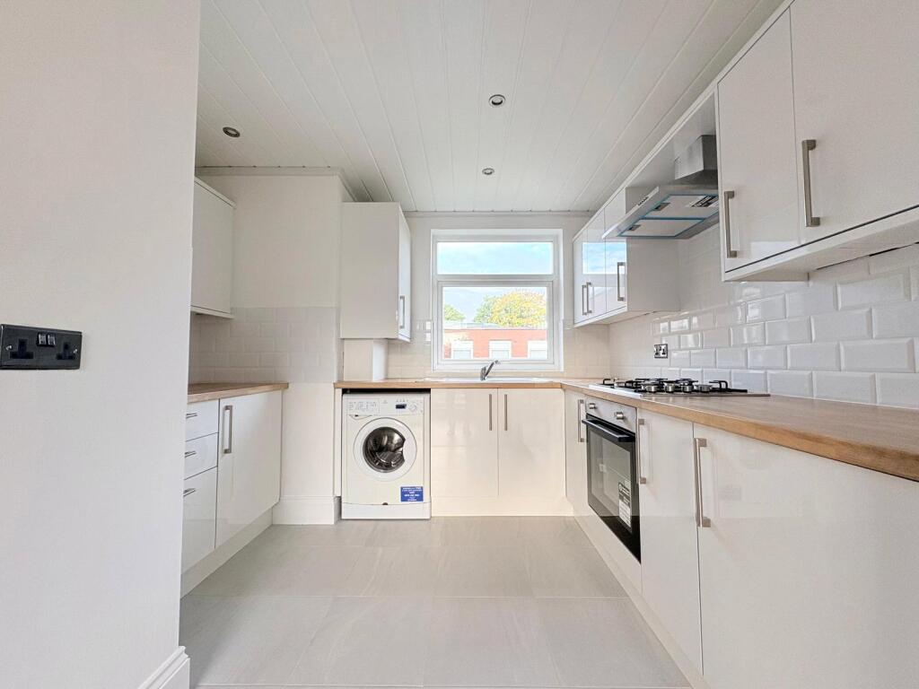 Apartment in Liverpool - More