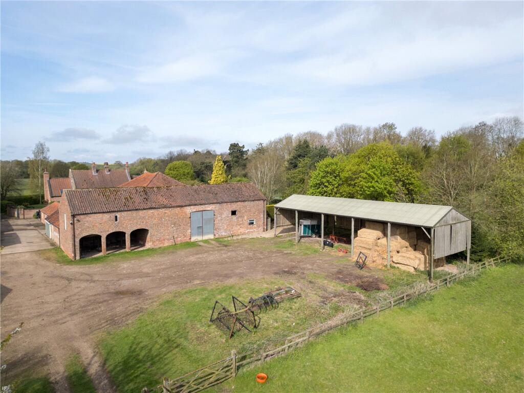 Barn 1, Low Farm Barns, Thorpe Underwood, North Yorkshire, YO26 photo 2