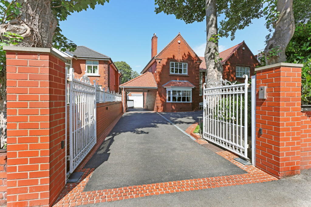 House in Sheffield - View 3