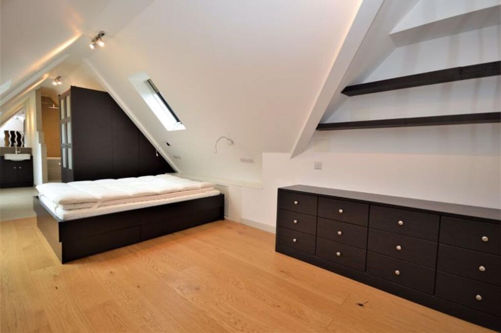 Apartment in South Oxfordshire, Thame - More