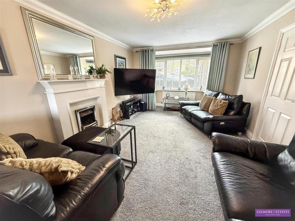 House in Durham - View 3