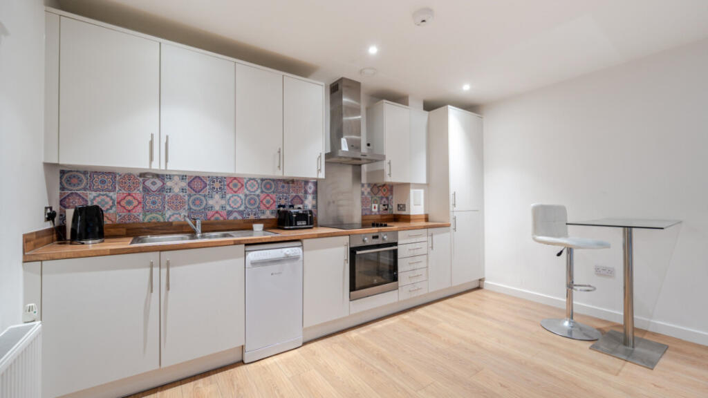 Apartment in London, Royal Borough of Greenwich - View 2