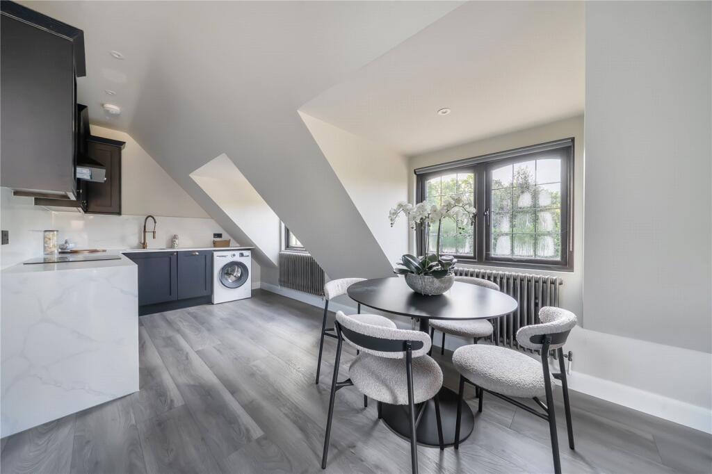 Studio Annexe, Oakwood House, Lady Margaret Road, Sunningdale, SL5 - More