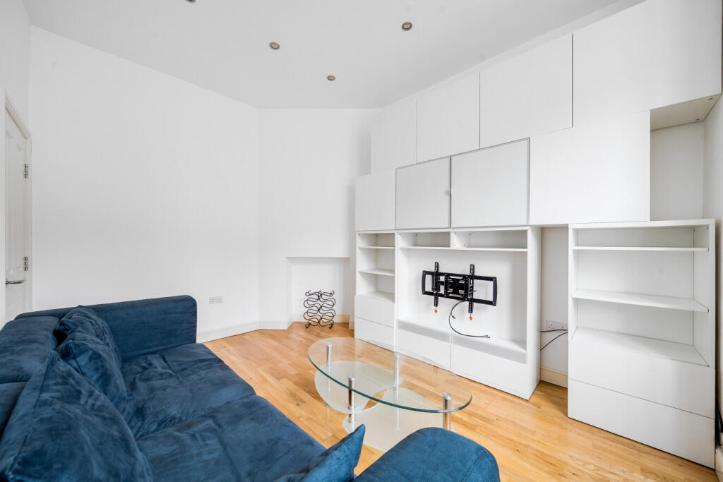 Main image of property: Idlecombe Road, London, SW17