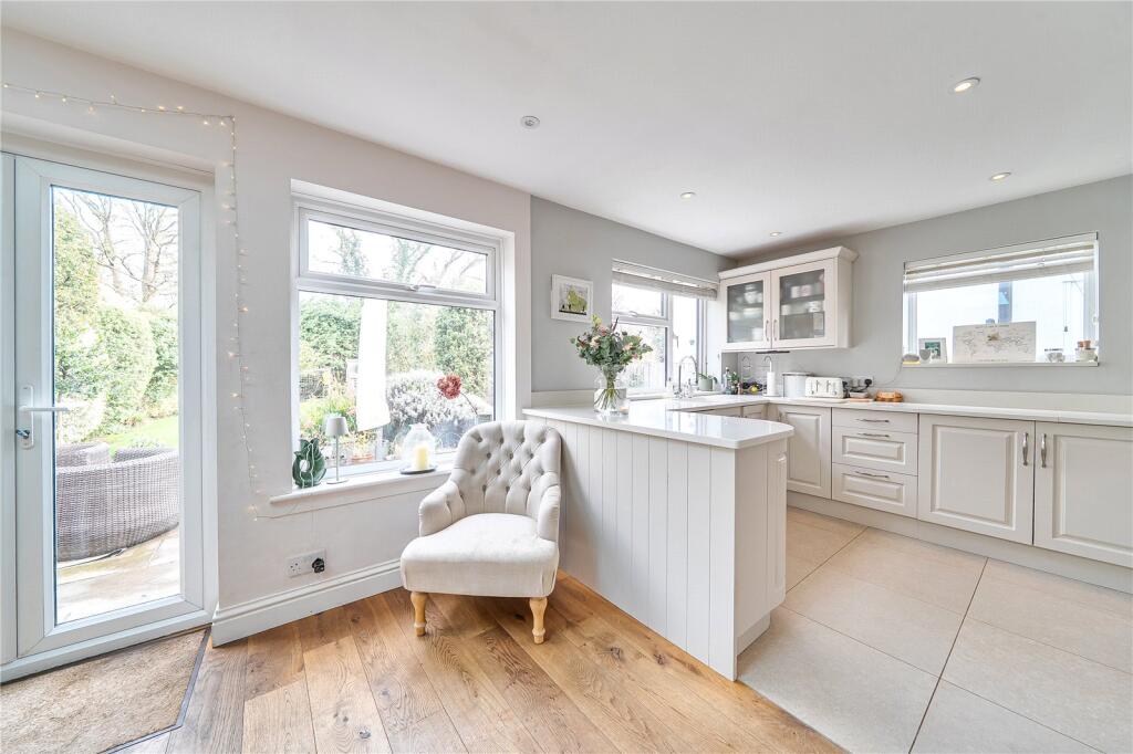 House in Elmbridge, Surrey - View 3