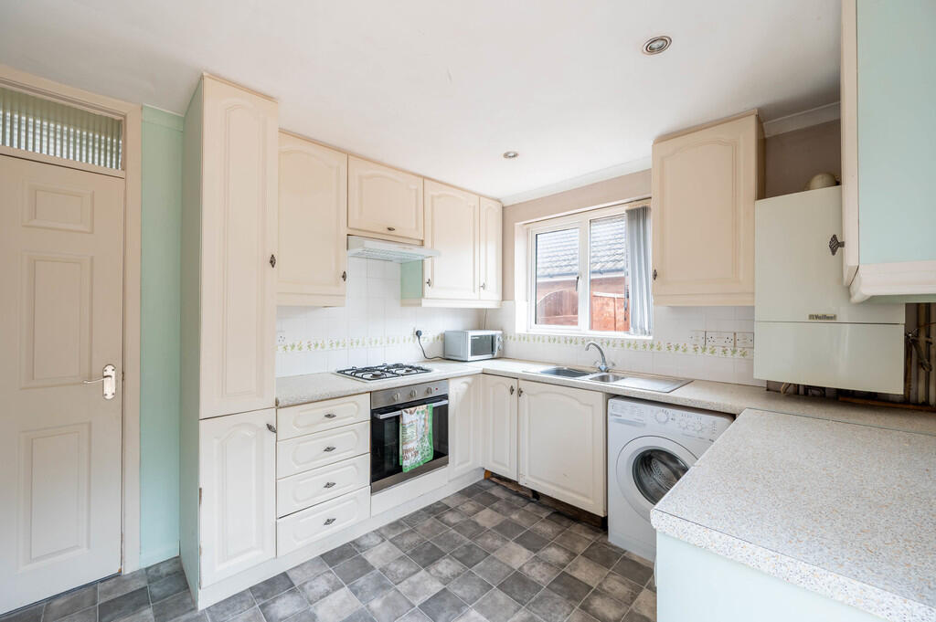 House in East Suffolk, Trimley St Mary - View 3