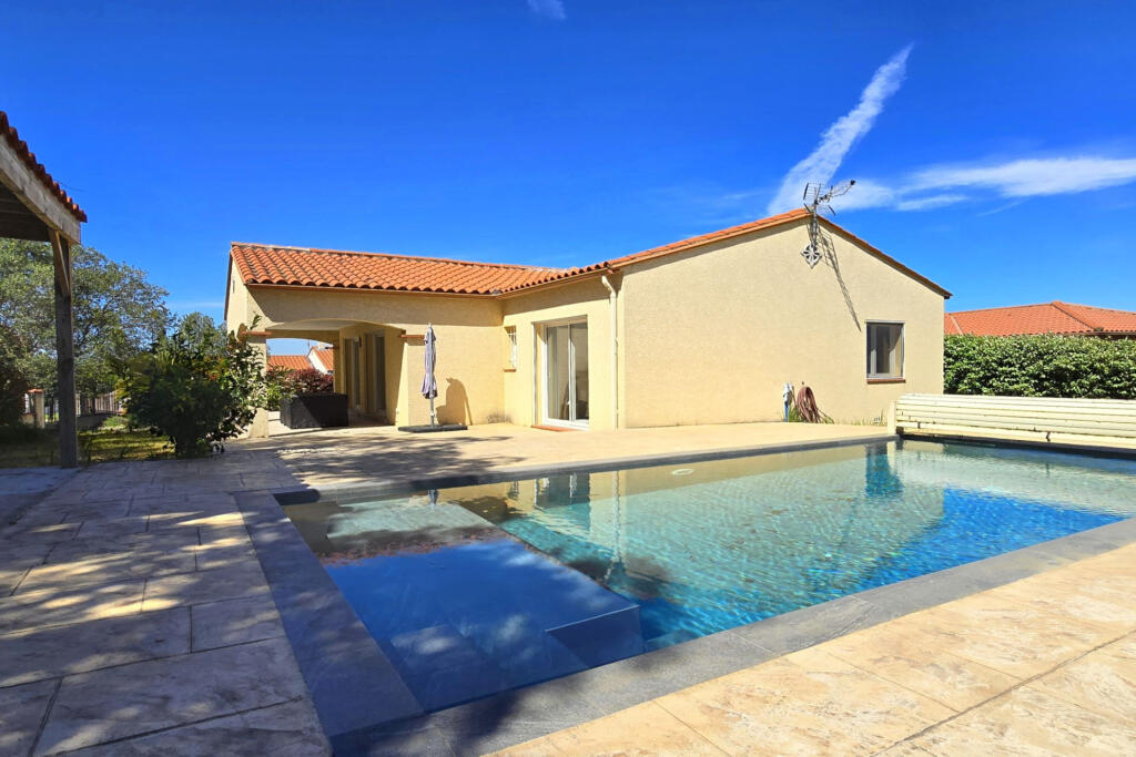 Main image of property: Languedoc-Roussillon, Pyrénées-Orientales, Laroque-des-Albères