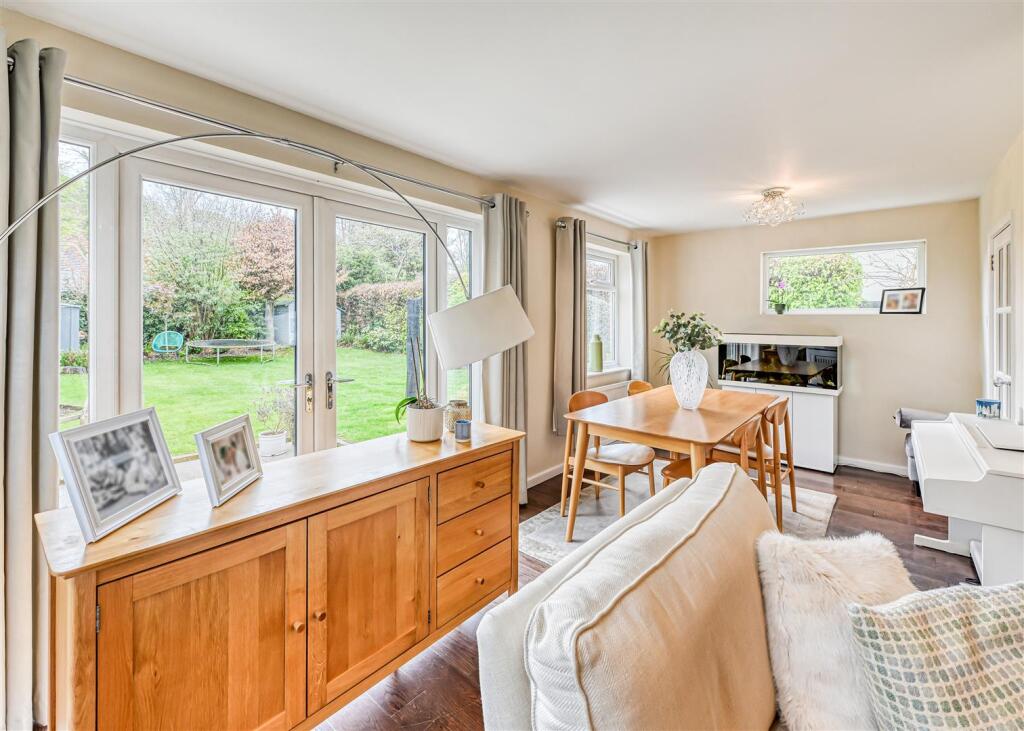 31 Beech Drive, Shifnal, Shropshire, TF11 8HJ photo 4