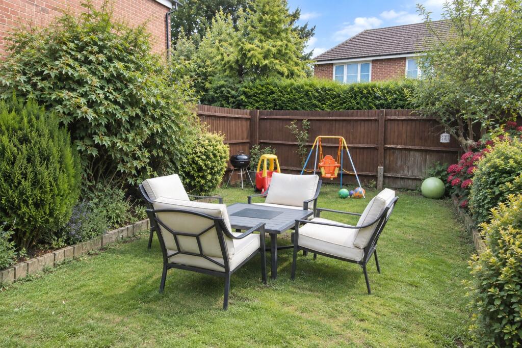 House in Portsmouth - View 4