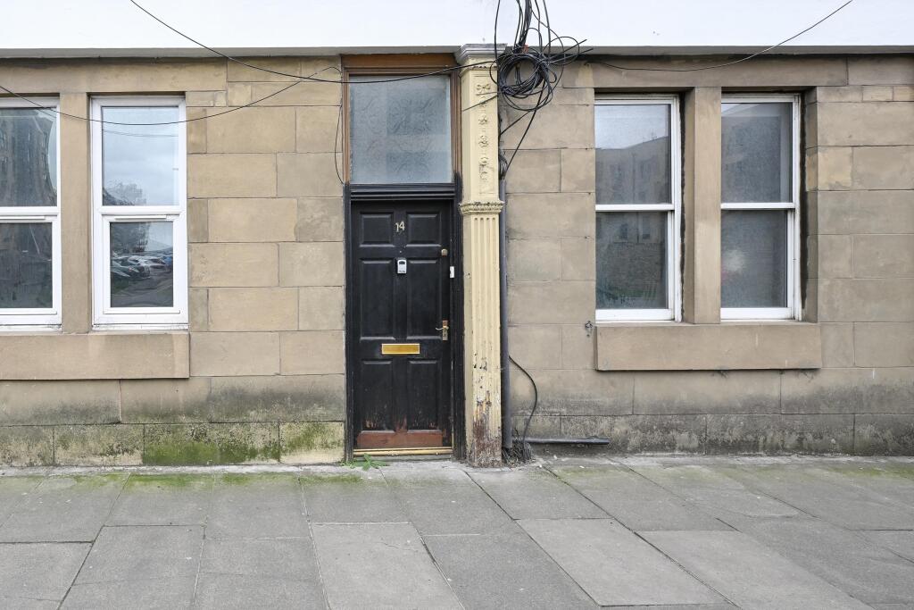 Apartment in Edinburgh, The Shore, Leith - View 2