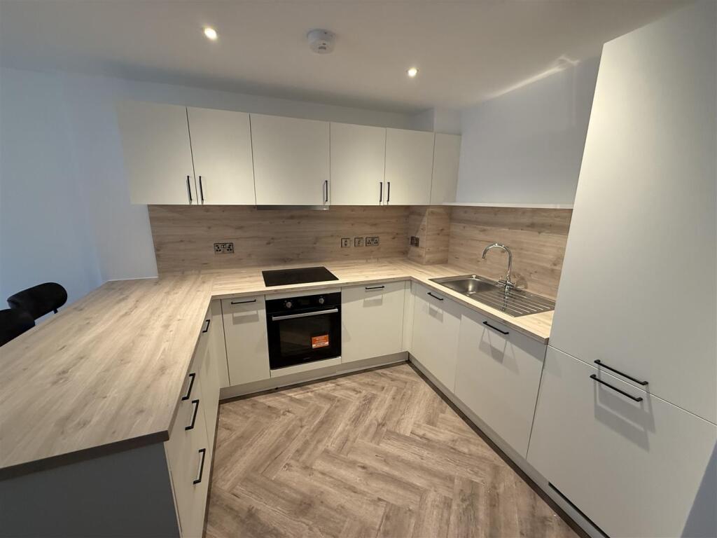 Apartment in Derby - More