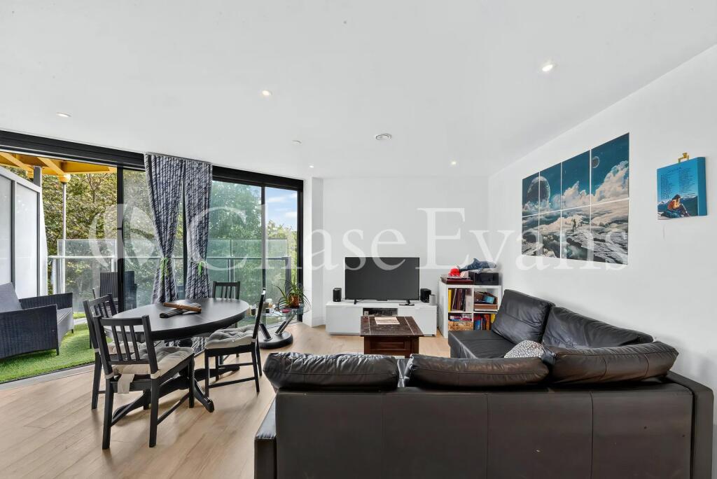 Apartment in London - View 5