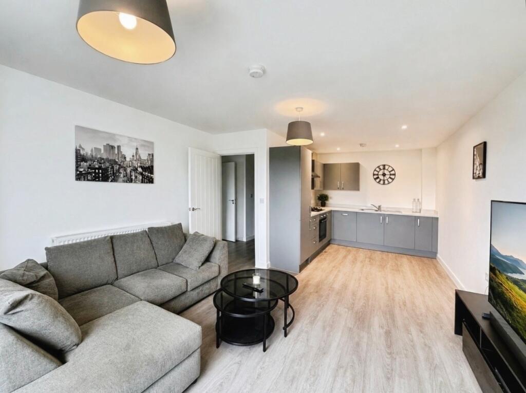 Apartment in Guildford - View 2