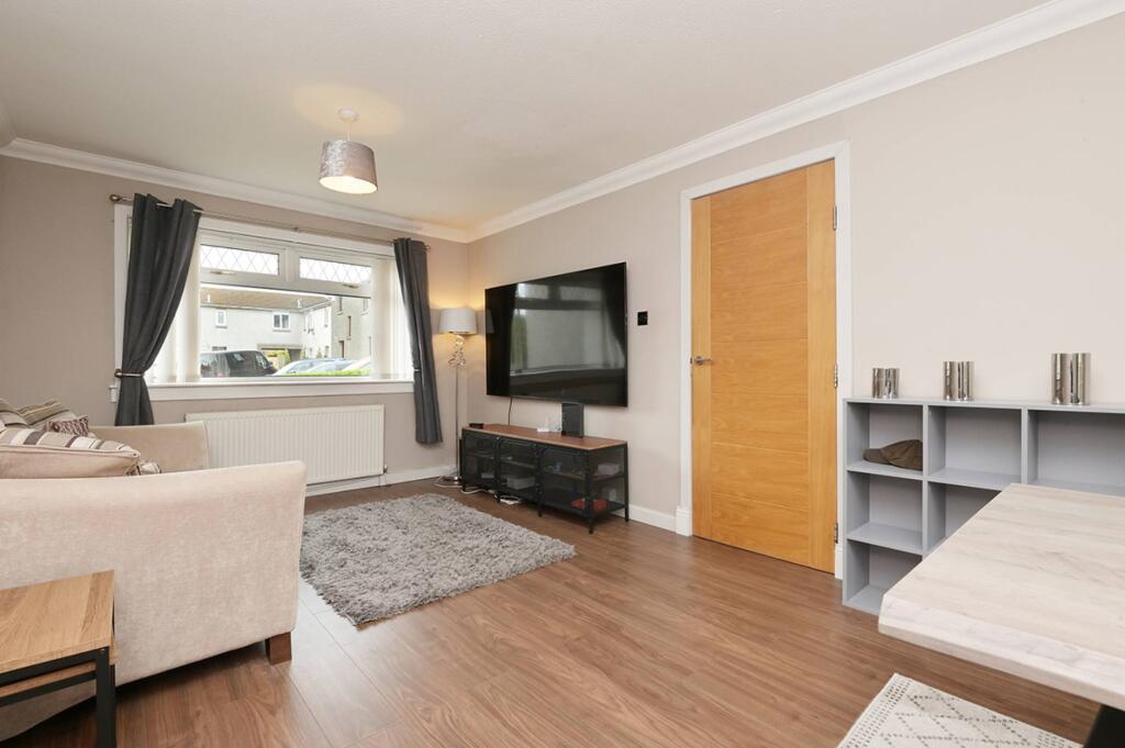 House in Livingston, Deans - View 2