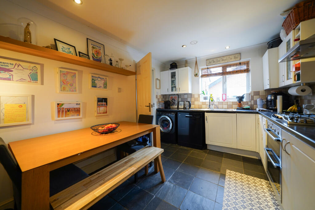 Queensmead Close, Groby, Leicester, Leicestershire photo 4